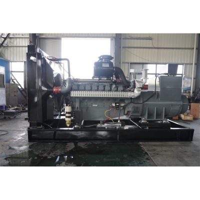 700kw威曼柴油發(fā)電機(jī)組-威曼16缸柴油機(jī)D30A3柴油發(fā)電機(jī)組,缸徑/行程：128/142mm,柴油發(fā)電機(jī)組水冷發(fā)動(dòng)機(jī)功率770KW,柴油發(fā)電機(jī)組配套馬拉松斯坦福發(fā)電機(jī)。廠價(jià)直銷(xiāo)歡迎選購(gòu)：13773399855。