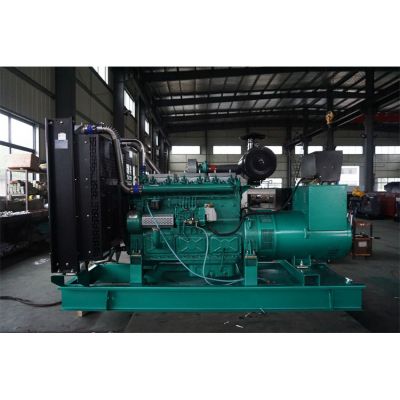 150kw凱普柴油發(fā)電機(jī)組-凱普6缸柴油機(jī)6135AZD-1柴油發(fā)電機(jī)組,缸徑/行程：135/150mm,柴油發(fā)電機(jī)組水冷發(fā)動(dòng)機(jī)功率171KW,柴油發(fā)電機(jī)組配套馬拉松斯坦福發(fā)電機(jī)。廠價(jià)直銷歡迎選購(gòu)：13773399855。