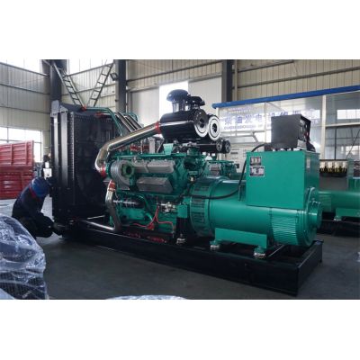 400kw乾能柴油發(fā)電機(jī)組-乾能12缸柴油機(jī)12V135AZLD-1柴油發(fā)電機(jī)組,缸徑/行程：135/150mm,柴油發(fā)電機(jī)組水冷發(fā)動(dòng)機(jī)功率450KW,柴油發(fā)電機(jī)組配套馬拉松斯坦福發(fā)電機(jī)。廠價(jià)直銷歡迎選購(gòu)：13773399855。