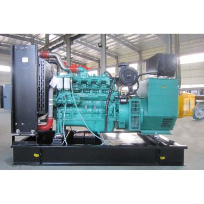 120kw玉柴柴油發(fā)電機(jī)組-玉柴6缸柴油機(jī)YC6B205L-D20柴油發(fā)電機(jī)組,缸徑/行程：108/125mm,柴油發(fā)電機(jī)組水冷發(fā)動(dòng)機(jī)功率152KW,柴油發(fā)電機(jī)組配套馬拉松斯坦福發(fā)電機(jī)。廠(chǎng)價(jià)直銷(xiāo)歡迎選購(gòu)：13773399855。