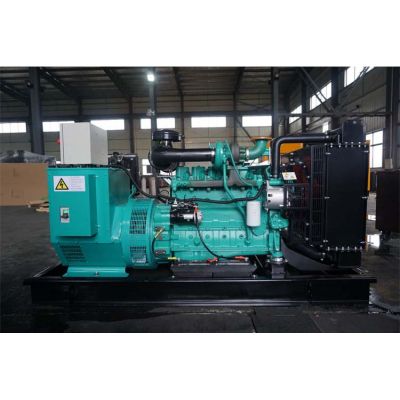 100kw東風(fēng)康明斯柴油發(fā)電機(jī)組-東風(fēng)康明斯6缸柴油機(jī)6BTA5.9-G2柴油發(fā)電機(jī)組,缸徑/行程：102/120mm,柴油發(fā)電機(jī)組水冷發(fā)動(dòng)機(jī)功率116KW,柴油發(fā)電機(jī)組配套馬拉松斯坦福發(fā)電機(jī)。廠價(jià)直銷歡迎選購(gòu)：13773399855。