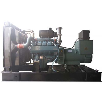 350kw斗山大宇柴油發(fā)電機(jī)組-斗山大宇8缸柴油機(jī)P158LE柴油發(fā)電機(jī)組,缸徑/行程：128/142mm,柴油發(fā)電機(jī)組水冷發(fā)動(dòng)機(jī)功率414KW,柴油發(fā)電機(jī)組配套馬拉松斯坦福發(fā)電機(jī)。廠價(jià)直銷歡迎選購(gòu)：13773399855。