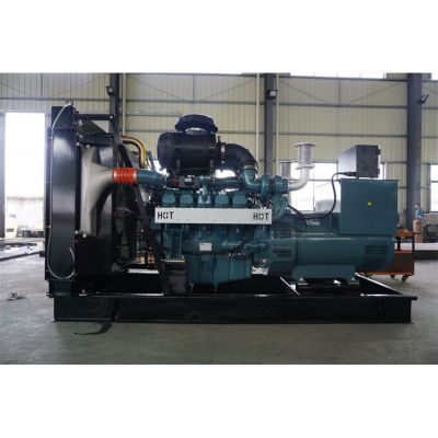 250kw斗山大宇柴油發(fā)電機(jī)組-斗山大宇6缸柴油機(jī)P126TI柴油發(fā)電機(jī)組,缸徑/行程：123/155mm,柴油發(fā)電機(jī)組水冷發(fā)動(dòng)機(jī)功率272KW,柴油發(fā)電機(jī)組配套馬拉松斯坦福發(fā)電機(jī)。廠價(jià)直銷(xiāo)歡迎選購(gòu)：13773399855。